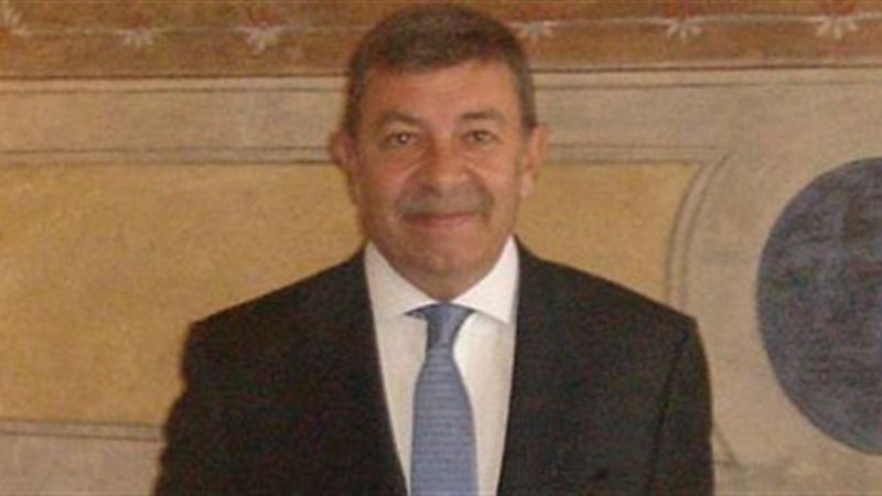 السفير عمرو مصطفى