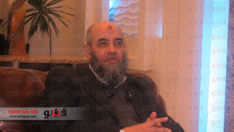 الدكتور يونس مخيون
