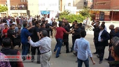 إصابة 4 أشخاص في اشتباكات بين عناصر 