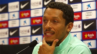 أدريانو: ريـال مدريد فريق غير مخيف