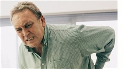 الشوفان والبطاطس وأوراق الكرنب تخلصك من آلام أسفل الظهر