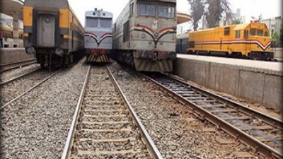 استئناف حركة سير القطارات بعد توقفها ساعتين بالمنيا