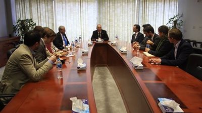 بالصور.. وفد الملحقين الثقافيين بالاتحاد الأوربي يزور المتحف الكبير