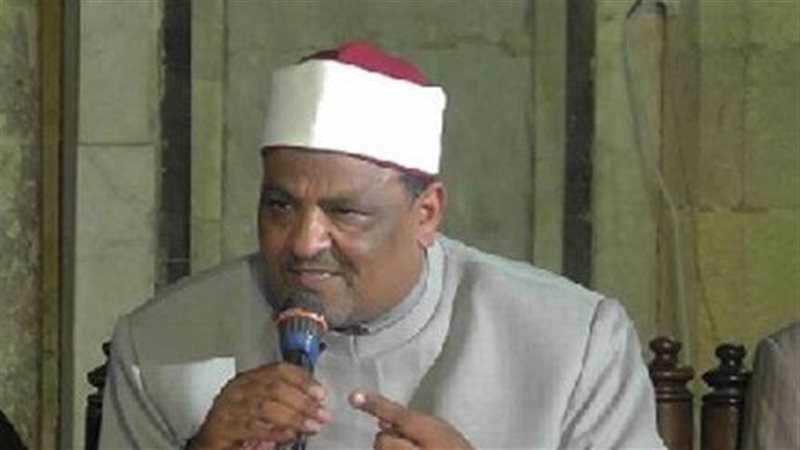  الدكتور عباس شومان،