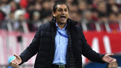 رامون دياز يعلن تشكيل بيراميدز لمواجهة المقاولون العرب