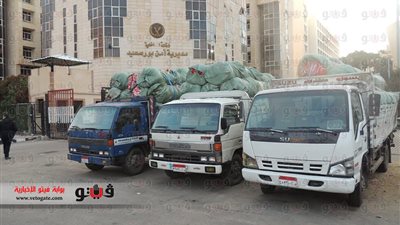 بالصور.. أمن بورسعيد يحبط محاولة تهريب 40 طن بضائع