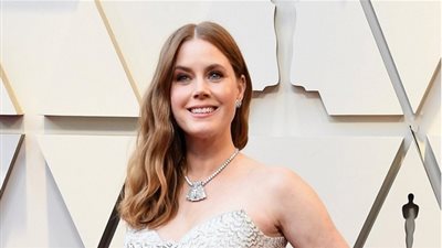 آيمي آدامز «حورية فاتنة» في حفل جوائز الأوسكار (صور)