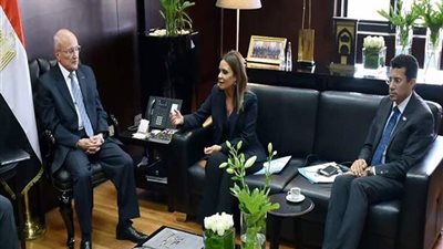 وزيرا الرياضة والإنتاج الحربي يفتتحان اليوم مصنع النجيل الصناعي