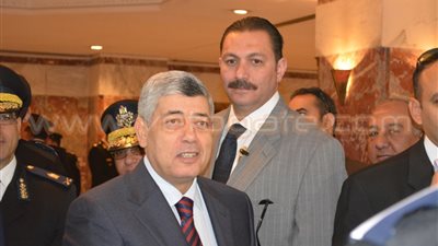 بالفيديو والصور.. 