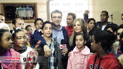 بالصور.. نيكول سابا في ضيافة عمرو الليثى