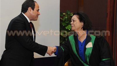 بالصور.. «السيسي» يكرم 24 باحثا مصريا في عيد العلم