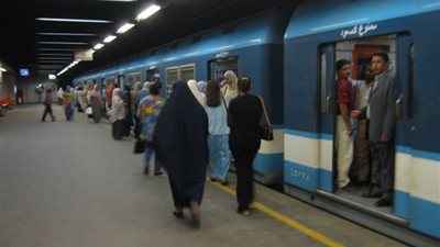 مصادر: عمال المترو يخططون للاستحواذ على الزيادة في التذاكر