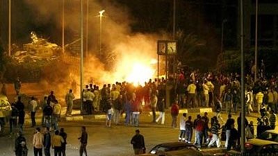 اشتباكات بين عناصر 