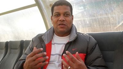 علاء عبد العال يهدد بعض لاعبي الداخلية بالاستبعاد بعد الهزيمة من بتروجت