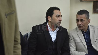 شحته كاريكا ونجوم مسرح مصر في عزاء والدة مصطفى خاطر بالخصوص(فيديو وصور)