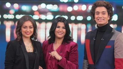 محمد محسن يتحدى زوجته هبة مجدي مع منى الشاذلي في «معكم»