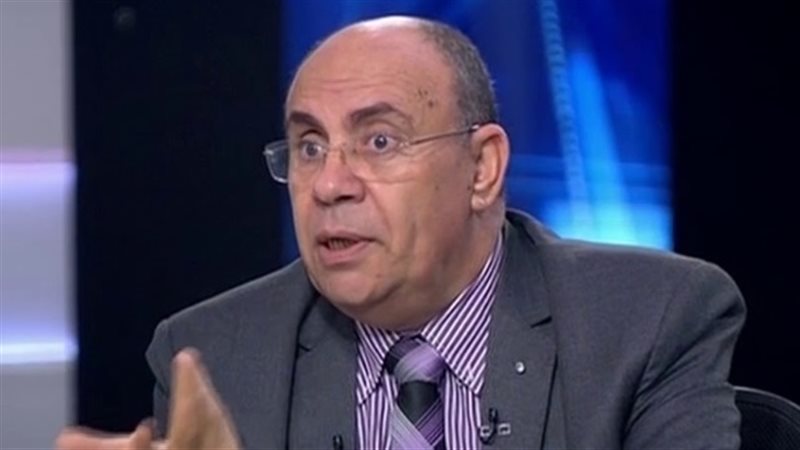 الدكتور مبروك عطية