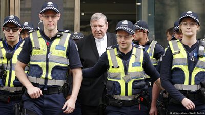 إدانة وزير اقتصاد الفاتيكان بالاعتداء جنسيًا على أطفال