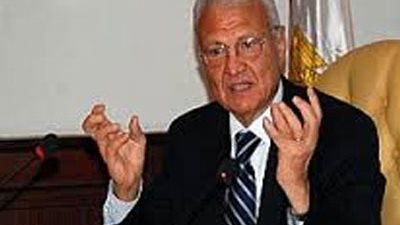 اليوم.. وزير الاتصالات يطلق أول خدمة لتتبع السيارات آليًا بمصر