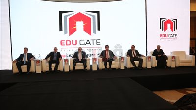 وزير التعليم العالي يشهد افتتاح ملتقى اتحاد الجامعات العربية (صور)