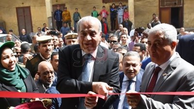 تفاصيل جولة وزير التموين في أسوان (صور)