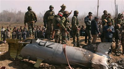 بعد ضربات متبادلة.. فرص الحرب والتهدئة بين باكستان والهند