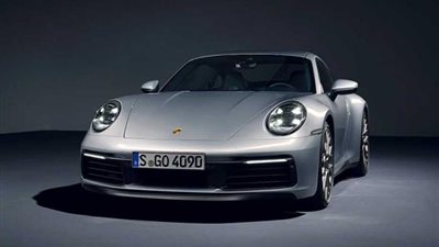 بورش تطرح أول سيارة كهربائية رياضية بحلول 2020