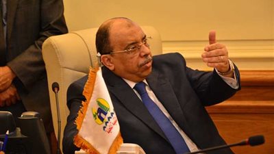 «شعراوي» يناقش منظومة المخلفات الصلبة بالأقصر وسوهاج والمنوفية