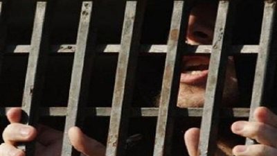 تجديد حبس سائق لحيازته 3 آلاف صاروخ بالساحل