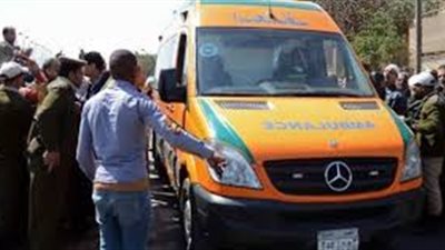 مصرع شخص وإصابة 6 آخرين في تصادم قطار بسيارة بمطروح