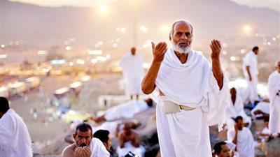 «الرقابة الصارمة وخدمة الحجاج».. مميزات الحج السياحي