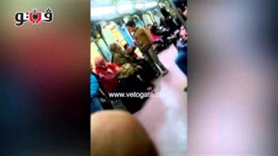 بالفيديو.. سيدة تعتدي على طفل بالضرب داخل مترو الأنفاق