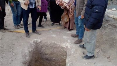 اكتشاف مقبرة أثرية بمحطة رفع المياه بالمقطم (صور)