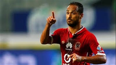 أليخاندرو يقود تدريبات بدنية خاصة لوليد سليمان في الأهلي