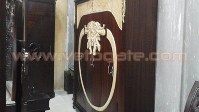 ركود سوق الأثاث بدمياط يهدد حياة آلاف الأسر.. «نسيم» يطالب بفتح أسواق دولية.. «رجب»: الدولة مسئولة عن التسويق.. «محمد»: «رجل الزبون قلت على دمياط».. و«كيوا