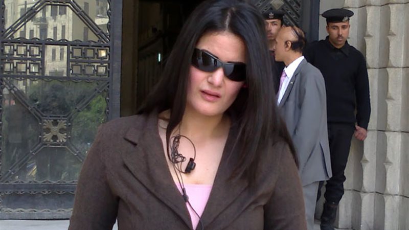 الفنانة الاستعراضية