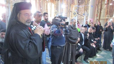 30 صورة ترصد زيارة سفير الفاتيكان وبابا الكاثوليك بمصر لكنيسة «حجازة» بقنا