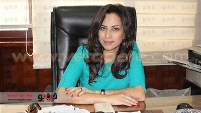 رانيا يعقوب: انخفاض أسعار النفط وراء الهبوط الحاد للبورصة