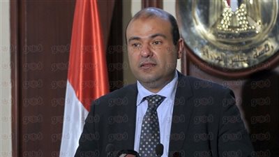 وزير التموين: رجال الأعمال ليسوا 