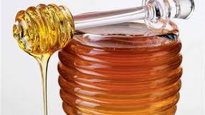ماسك العسل يوميا يغذي البشرة ويحارب التجاعيد
