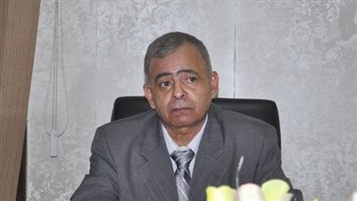 محافظ السويس يلتقي لجنة الاستثمار بالمحافظة