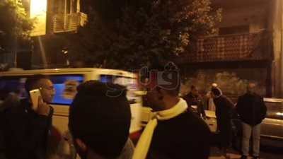 لحظة خروج جثمان مسعف حادث «محطة مصر» من مشرحة زينهم (صور)