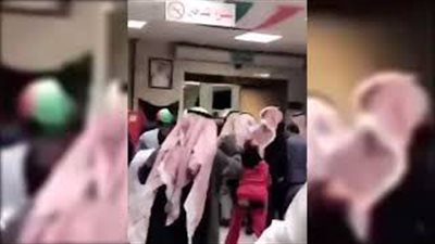 مشاجرة عنيفة بين نساء داخل مستشفى بالكويت (فيديو)