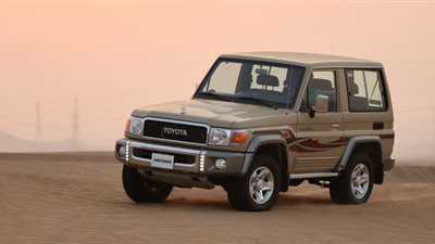 بالصور.. «تويوتا لاندكروزر 70» في ثوبها العصري الجديد