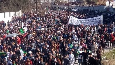 بمشاركة مرشحين للرئاسة.. تظاهر آلاف الجزائريين ضد ترشح بوتفليقة (فيديو وصور)