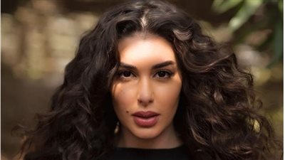 ياسمين صبري تتألق بالأسود في أحدث إطلالاتها