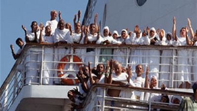 بدء موسم عمرة المولد النبوي بمغادرة 47 معتمرًا بميناء نويبع