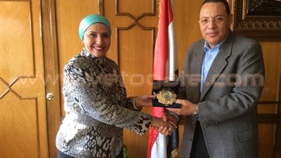 جامعة القناة تكرم أماني خضير لاختيارها بالمجلس الأعلى للثقافة