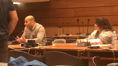 ناشط مصري يحرج المشاركين في ندوة إخوانية بجينيف