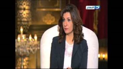 بالفيديو.. وزيرة الهجرة لـ«زوجها»: «بحبك يا هاني»